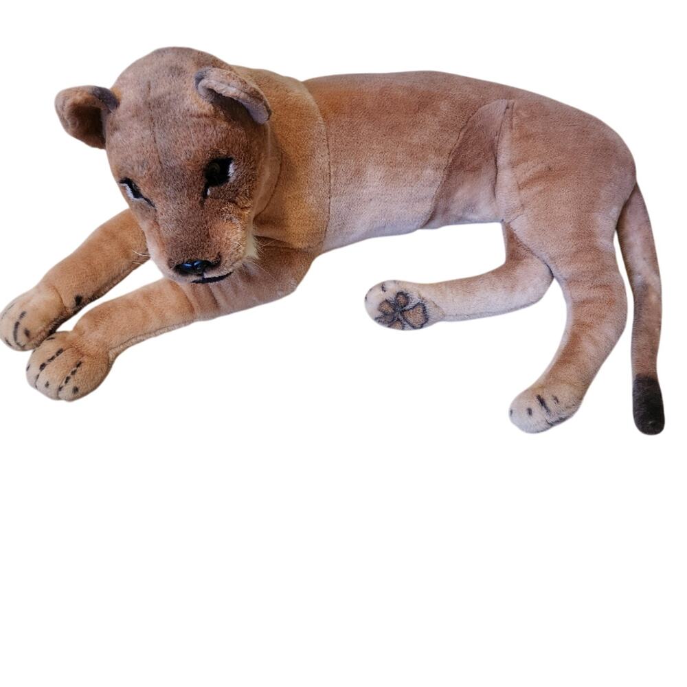 Large Life Like Stuffed Lioness 4ft from head to tail